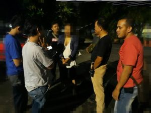 Read more about the article Tipu Korban Dengan Ilmu Gendam, Seorang Pria Digelandang Ke Polsek Palmerah
