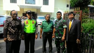 Read more about the article Personil Polsek Tanjung Duren perketat pengamanan Gereja diwilayah hukum Kec.Grogol Petamburan