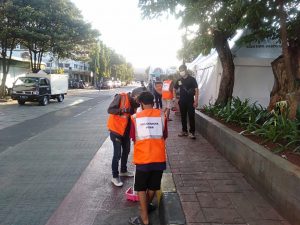 Read more about the article Pendisiplinan Penggunaan masker di Jalan Kunir Tamansari, 13 Pelanggar prokes Terjaring petugas