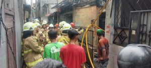 Read more about the article Kebakaran Kembali Terjadi di Tambora, Sejumlah Rumah Dilalap Api