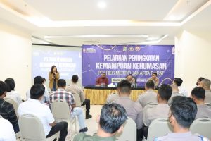 Read more about the article Tingkatkan Pelayanan Publik Di Era Digitalisasi, Polres Metro Jakarta Barat Gelar Pelatihan Kehumasan