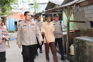 Read more about the article Kompol Fernando Saharta Saragih Lakukan Pendampingan Secara Door To Door Pemulangan 11 Pelajar Yang Terlibat Aksi tawuran