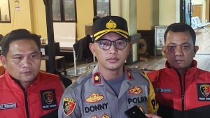 Read more about the article Polsek Tambora Amankan Tiga Tersangka Perdagangan Bayi, Para Pelaku Ditangkap di Karawang dan Bandung